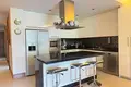 Apartamento 4 habitaciones 211 m² Sakhu, Tailandia