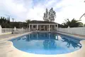 Villa 13 bedrooms 1 806 m² Elda, Spain