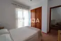 Дом  Ориуэла, Испания