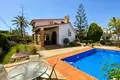 5-Schlafzimmer-Villa 295 m² Torrevieja, Spanien