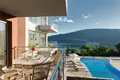 Квартира 1 спальня 61 м² Доброта, Черногория