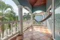 2 bedroom condo 127 m² West End, Honduras