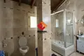 House 500 m² Bashkia Vlore, Albania