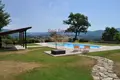 Propiedad comercial 982 m² en Poppi, Italia
