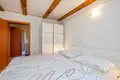 Casa 8 habitaciones 262 m² Opcina Plaski, Croacia
