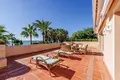 Villa 9 bedrooms 1 056 m² Estepona, Spain