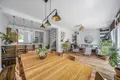 Propiedad comercial 171 m² en Varsovia, Polonia