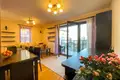 Commercial property 3 rooms 67 m² in Warsaw, Poland