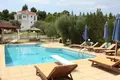 Hôtel 710 m² à Nikiti, Grèce
