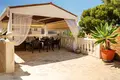 Villa de tres dormitorios 232 m² Alfaz del Pi, Španjolska