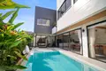 4-Schlafzimmer-Villa 384 m² Karon, Thailand