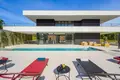 3 bedroom villa 300 m² Umag, Croatia