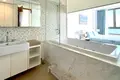 Piso independiente 3 habitaciones 132 m² Na Kluea, Tailandia