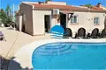 3-Schlafzimmer-Villa 159 m² lAlfas del Pi, Spanien