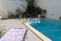 3-Schlafzimmer-Villa  Birkirkara, Malta