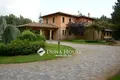House 865 m² Kecskemeti jaras, Hungary