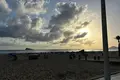 Mieszkanie 4 pokoi  Benidorm, Hiszpania