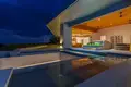 villa de 5 dormitorios 1 100 m² Pa Khlok, Tailandia