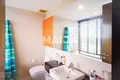 Apartamento  Sunthonphu, Tailandia