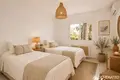 4 bedroom house 388 m² Artola, Spain