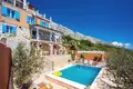6 bedroom villa 900 m² Grad Omis, Croatia