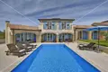 Casa 8 habitaciones 349 m² Opcina Medulin, Croacia