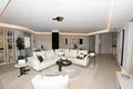 Wohnung 3 Schlafzimmer 229 m² Marbella, Spanien