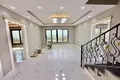6 bedroom villa 350 m² Mezitli, Turkey