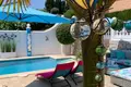 Haus 4 Schlafzimmer 410 m² Dos Hermanas, Spanien