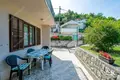 Villa mit 2 Schlafzimmern 116 m² Tivat, Montenegro