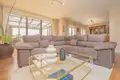 Mieszkanie 2 pokoi 132 m² Fuengirola, Hiszpania