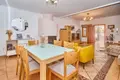 Haus 4 Schlafzimmer 145 m² Dos Hermanas, Spanien