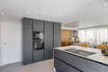 Mieszkanie 4 pokoi 180 m² Dos Hermanas, Hiszpania