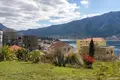 Atterrir  Dobrota, Monténégro