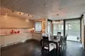 Casa 6 habitaciones 400 m² Jurmala, Letonia