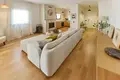 2 bedroom apartment 118 m² Marbella, Spain