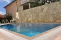 Casa 6 habitaciones 300 m² Lustica, Montenegro