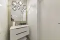 Commercial property 65 m² in Warsaw, Poland