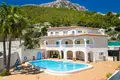 6 bedroom villa 352 m² Calp, Spain