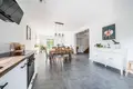 Casa 167 m² Dachowa, Polonia