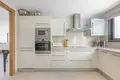 3 bedroom apartment 130 m² Dos Hermanas, Spain