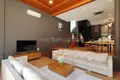 Villa de tres dormitorios 400 m² Si Sunthon, Tailandia