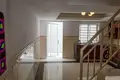 Willa 4 pokoi 138 m² w Sangkat Chrang Chamreh Muoy, Kambodża