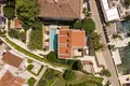 Villa de 4 dormitorios 420 m² Dobrota, Montenegro