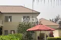 Dom 26 pokojów 1 354 m² Sukuta, Gambia