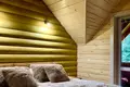 Другое 1 200 м² Верхний Ясенов, Украина