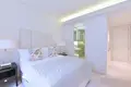 2 bedroom apartment 8 m² in London, United Kingdom
