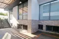 Villa 6 habitaciones  en Pyrgos Lemesou, Chipre
