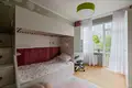 Mieszkanie 3 pokoi 110 m² Ryga, Łotwa