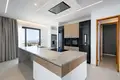 Mieszkanie 4 pokoi 457 m² Demos Agiou Athanasiou, Cypr